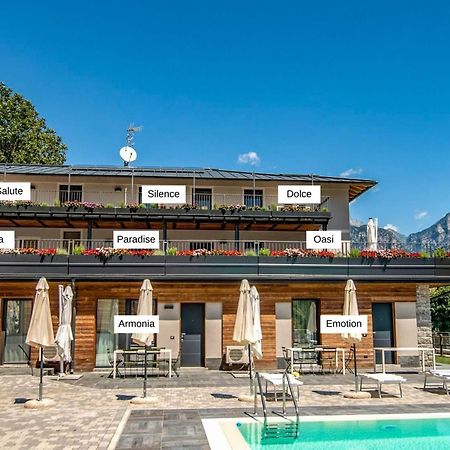 Dascio Emotion Ferienwohnung Mit Terrasse Am See Экстерьер фото