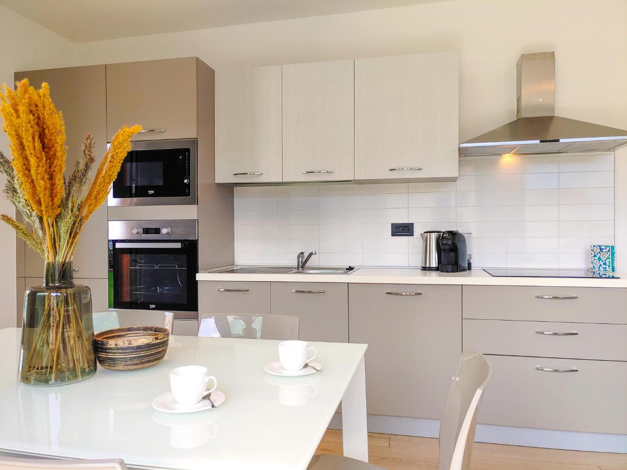 Dascio Emotion Ferienwohnung Mit Terrasse Am See Экстерьер фото