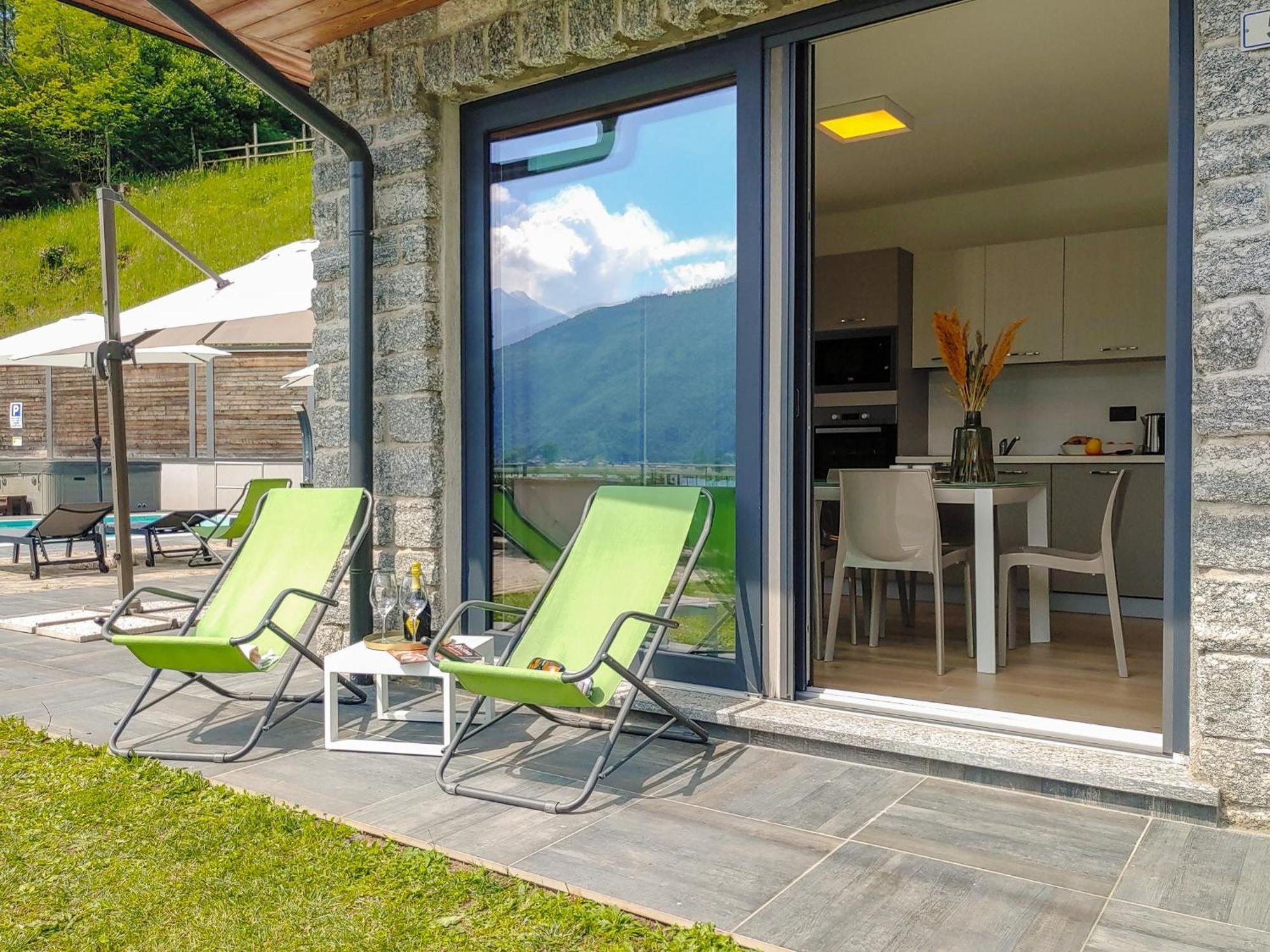 Dascio Emotion Ferienwohnung Mit Terrasse Am See Экстерьер фото