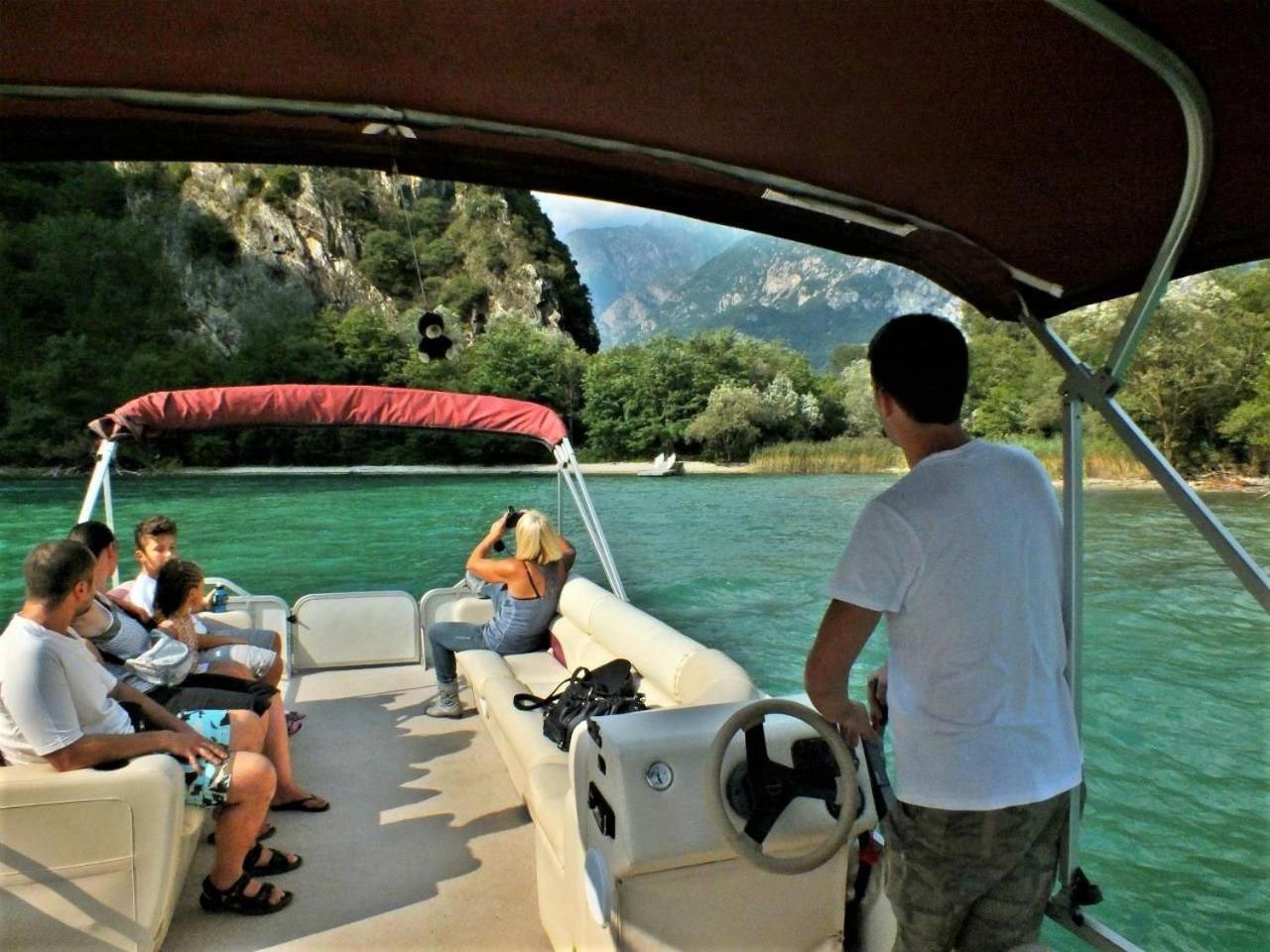 Dascio Emotion Ferienwohnung Mit Terrasse Am See Экстерьер фото