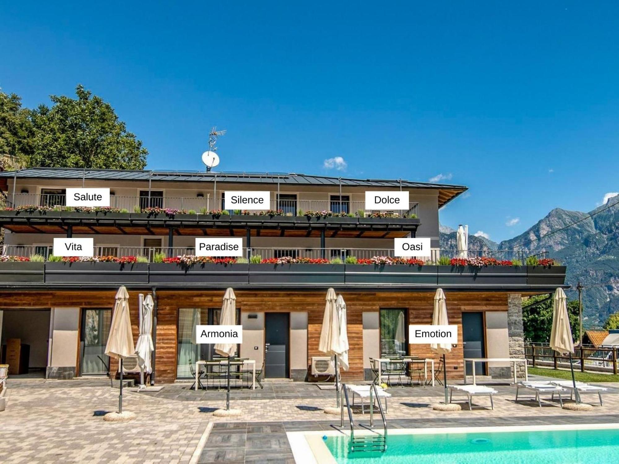 Dascio Emotion Ferienwohnung Mit Terrasse Am See Экстерьер фото